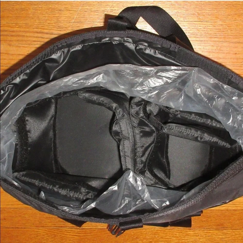 Camera Bag - Picture 10 of 12